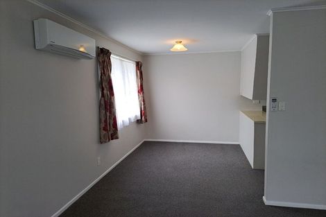 Photo of property in 1/52 Cruickshank Road, Clouston Park, Upper Hutt, 5018