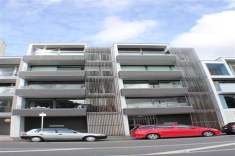 Photo of property in Dune, 2a/138 Oriental Parade, Oriental Bay, Wellington, 6011