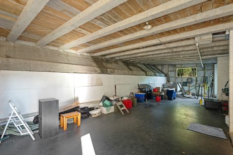 Photo of property in 37 Waikawa Road, Picton, 7220