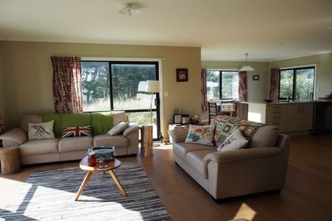 Photo of property in 1 Te Awe Awe Grove, Himatangi Beach, Foxton, 4891