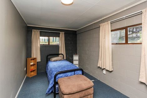 Photo of property in 5 Bronte Place, Whalers Gate, New Plymouth, 4310