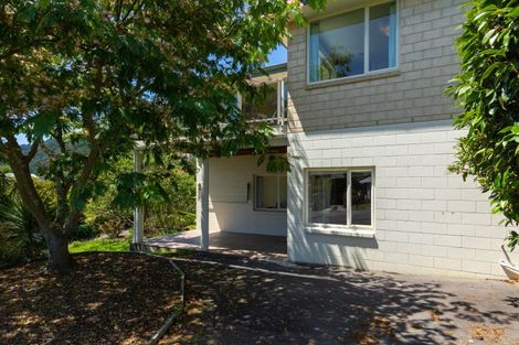 Photo of property in 34 Moana View Road, Waikawa, Picton, 7220