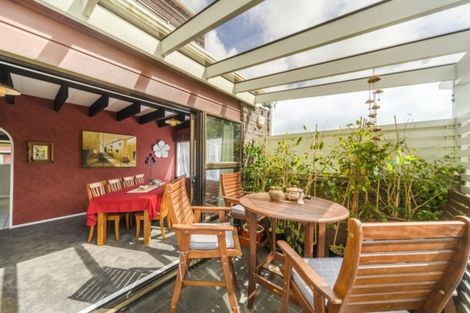 Photo of property in 16 Akaroa Avenue, Awapuni, Palmerston North, 4412
