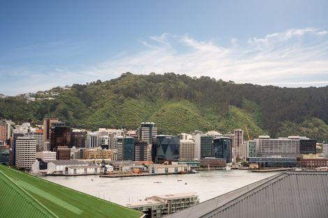 Photo of property in 2 Shannon Street, Mount Victoria, Wellington, 6011