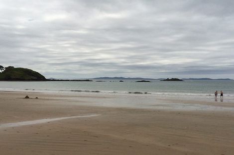 Photo of property in 19 Bayside Drive, Coopers Beach, 0420