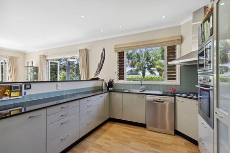 Photo of property in 205a Hurstmere Road, Takapuna, Auckland, 0622