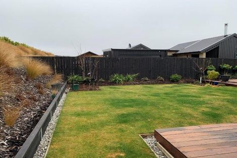 Photo of property in 43 Obelisk Street, Wanaka, 9305