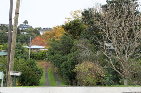 Photo of property in 73b Cockle Bay Road, Cockle Bay, Auckland, 2014