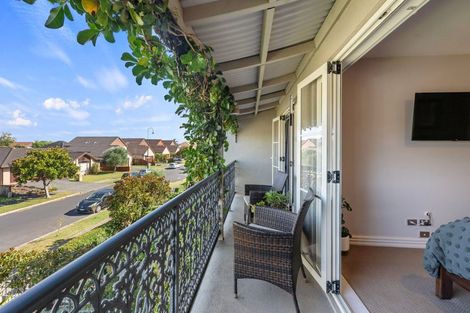 Photo of property in 24 Leneford Drive, East Tamaki, Auckland, 2013