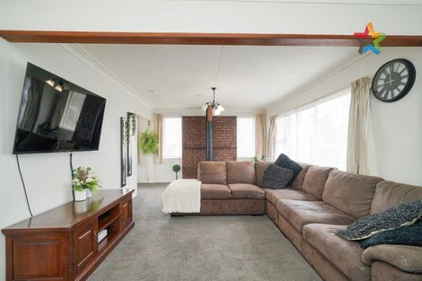 Photo of property in 10 Burns Street, Kew, Invercargill, 9812