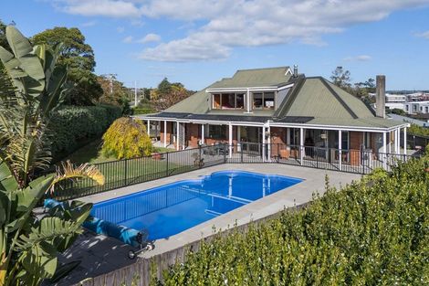 Photo of property in 63 Kayelene Place, Omokoroa, 3114