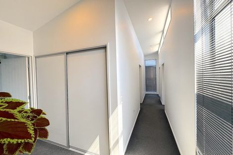 Photo of property in 30b Lyndon Street, Riccarton, Christchurch, 8041