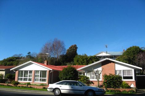 Photo of property in 2/71 Cashmere Road, Cashmere, Christchurch, 8022