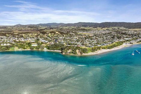 Photo of property in 55 Robert Road, Mangawhai Heads, Mangawhai, 0505