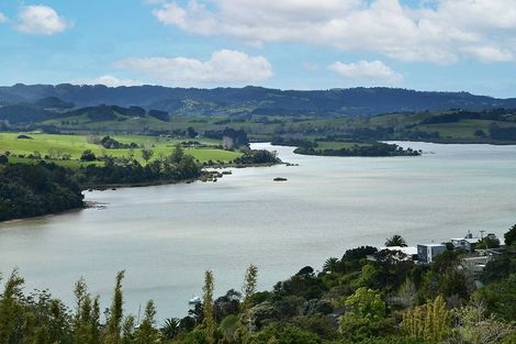 Photo of property in 4 Kanuka Road, Sandspit, Warkworth, 0982