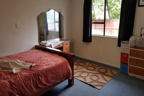 Photo of property in 54 Momorangi Crescent, Redwood, Christchurch, 8051