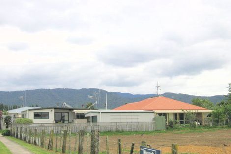 Photo of property in 12 Gledstane Road, Katikati, 3129