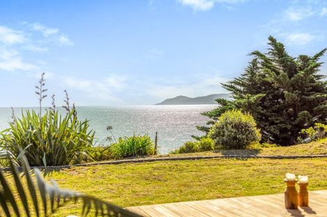 Photo of property in 1 Hydes Road, Raumati South, Paraparaumu, 5032