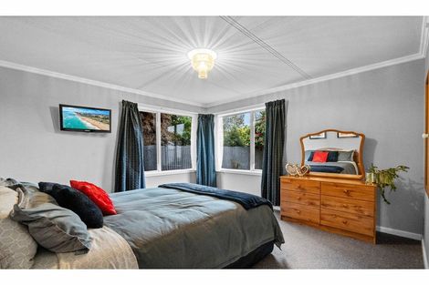 Photo of property in 1 Collean Street, Wallacetown, 9816