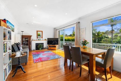 Photo of property in 12 Linwood Avenue, Forrest Hill, Auckland, 0620