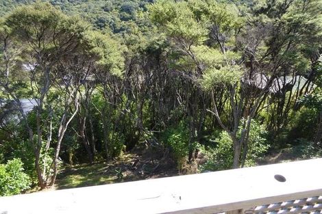 Photo of property in 22 Okoka Road, Omiha, Waiheke Island, 1081