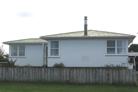 Photo of property in 18 Glen Norman Avenue, Henderson, Auckland, 0610