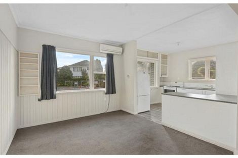 Photo of property in 2/5 Tara Street, Riccarton, Christchurch, 8041