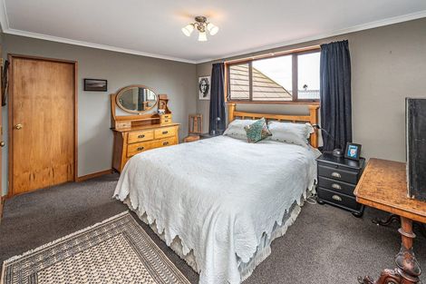 Photo of property in 1 Iwiroa Terrace, Durie Hill, Whanganui, 4500