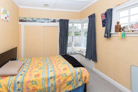 Photo of property in 263 Huatoki Street, Upper Vogeltown, New Plymouth, 4310