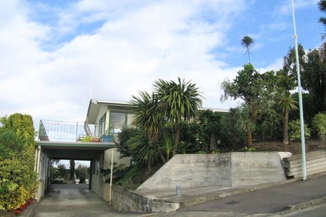 Photo of property in 18 Havelock Road, Hospital Hill, Napier, 4110