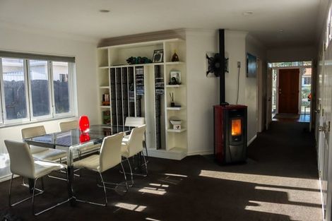 Photo of property in 28 Palm Beach Boulevard, Papamoa Beach, Papamoa, 3118