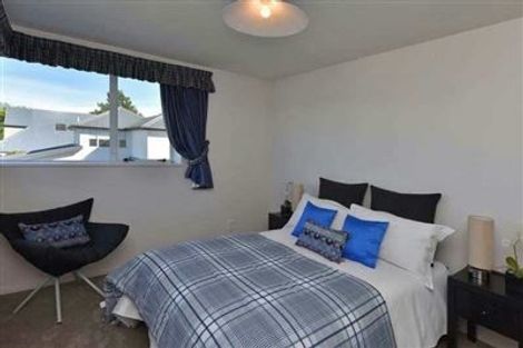 Photo of property in 2/136 Memorial Avenue, Burnside, Christchurch, 8053