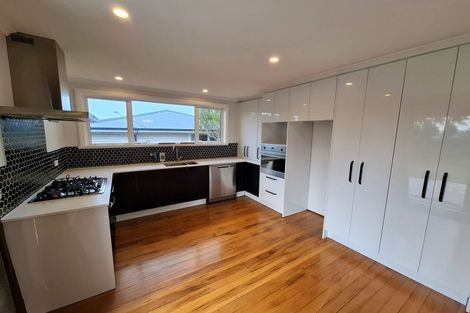 Photo of property in 54 Clawton Street, Westown, New Plymouth, 4310