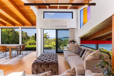 Photo of property in 1/3 Swann Beach Road, Stanmore Bay, Whangaparaoa, 0932