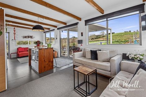 Photo of property in 1 Manaaki Circle, Paparoa, 0571