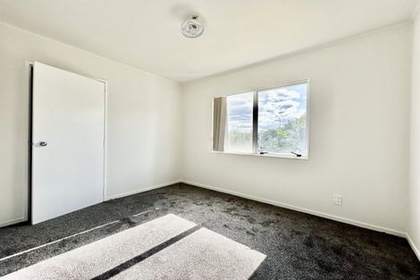 Photo of property in 49 Trimdon Street, Randwick Park, Auckland, 2105