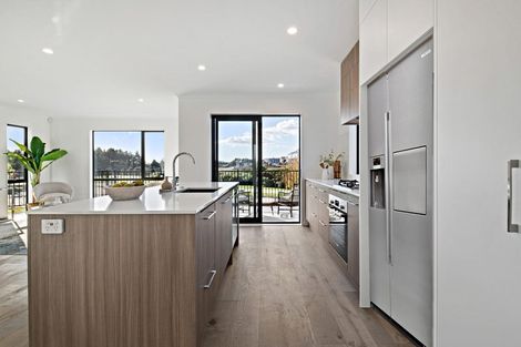 Photo of property in 20 Kilcadden Drive, Flat Bush, Auckland, 2019