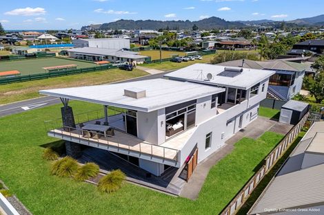 Photo of property in 401 Harbour View Road, Whangamata, 3620