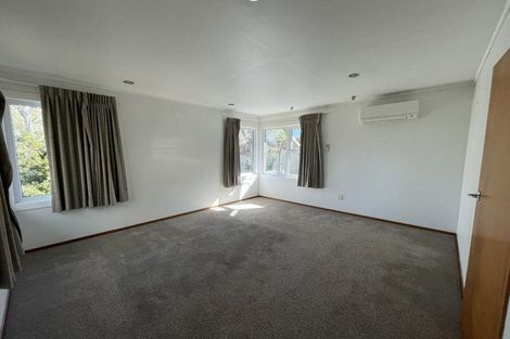 Photo of property in 72 Fitzwater Place, Henderson, Auckland, 0612