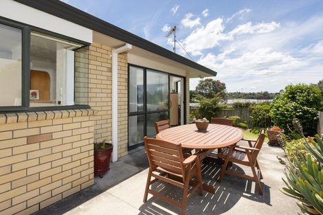 Photo of property in 186 Welcome Bay Road, Welcome Bay, Tauranga, 3112