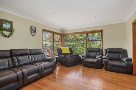 Photo of property in 8 Boyd Avenue, Mangere Bridge, Auckland, 2022