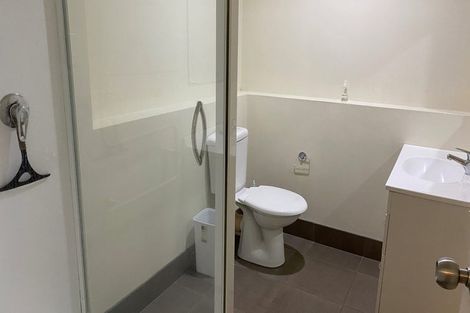 Photo of property in 8d Schnapper Rock Road, Schnapper Rock, Auckland, 0632