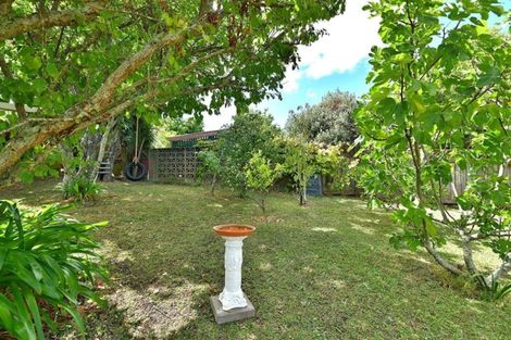 Photo of property in 1/19 Bowman Road, Forrest Hill, Auckland, 0620