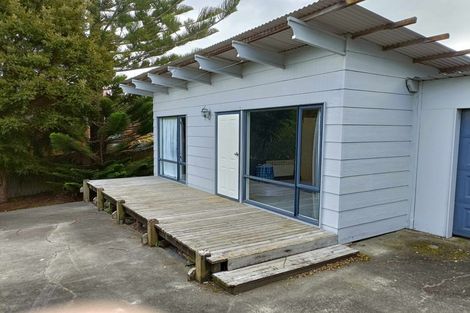 Photo of property in 54a Hamlin Road, Tinopai, 0593