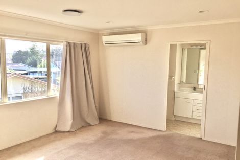 Photo of property in 17 Emmerdale Avenue, Papakura, 2110