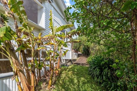 Photo of property in 2/161 Hinemoa Street, Birkenhead, Auckland, 0626