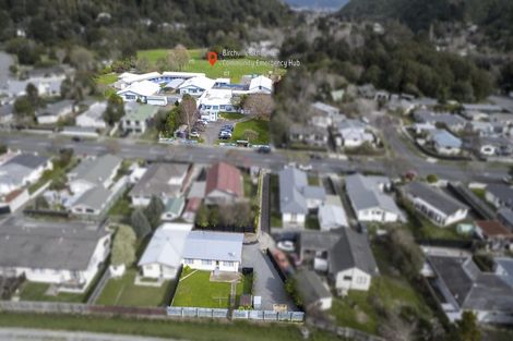 Photo of property in 11b Gemstone Drive, Birchville, Upper Hutt, 5018