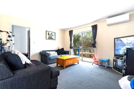 Photo of property in 1/20 Burundi Avenue, Clendon Park, Auckland, 2103