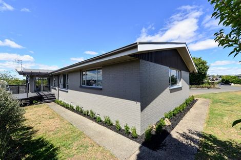 Photo of property in 9 Beaumaris Place, Dinsdale, Hamilton, 3204