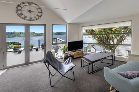 Photo of property in 75 Maida Vale Road, Roseneath, Wellington, 6011